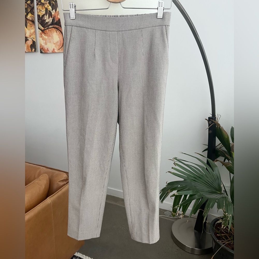 Aritzia Babaton Conan Dress Pant / Trouser